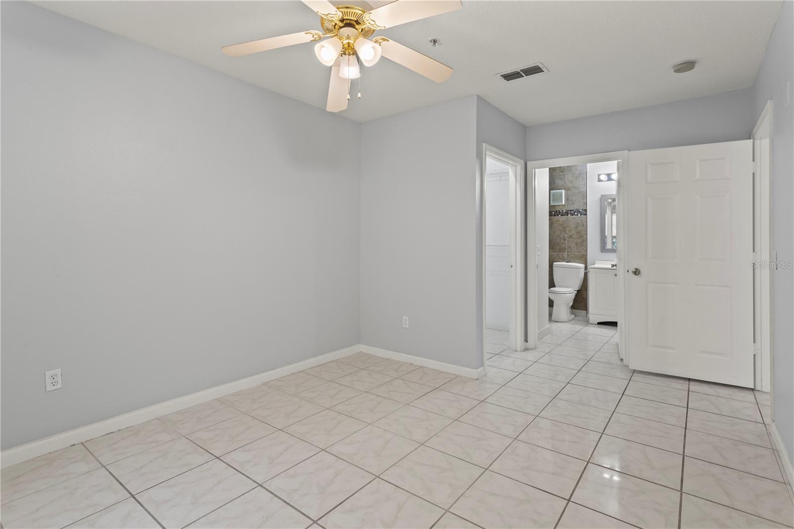 Image 20 of 35 For 6548 Swissco Drive 61