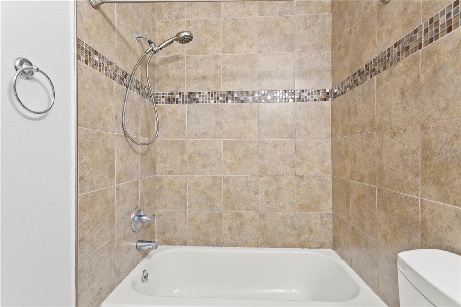 Image 23 of 35 For 6548 Swissco Drive 61