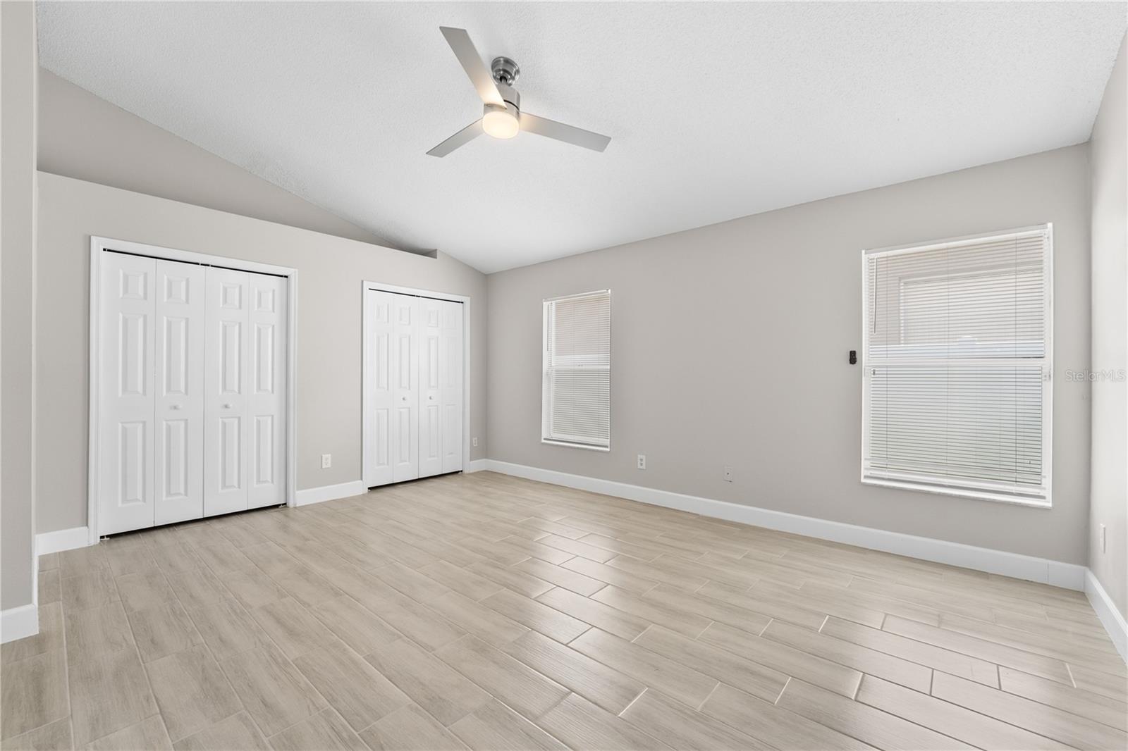 Image 14 of 34 For 12429 Holly Jane Court