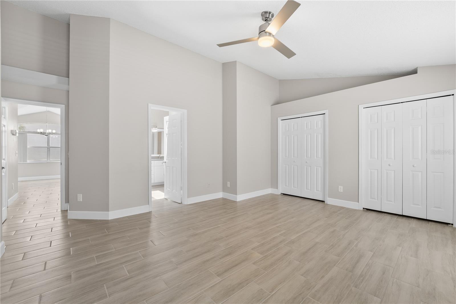 Image 16 of 34 For 12429 Holly Jane Court