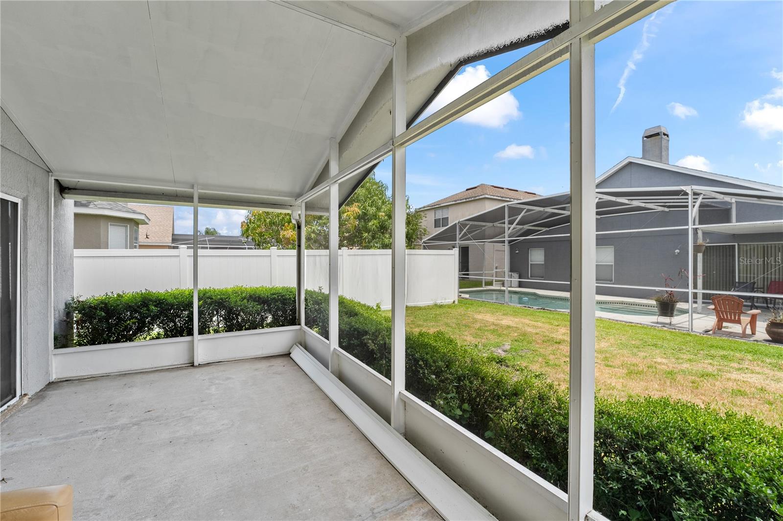 Image 26 of 34 For 12429 Holly Jane Court