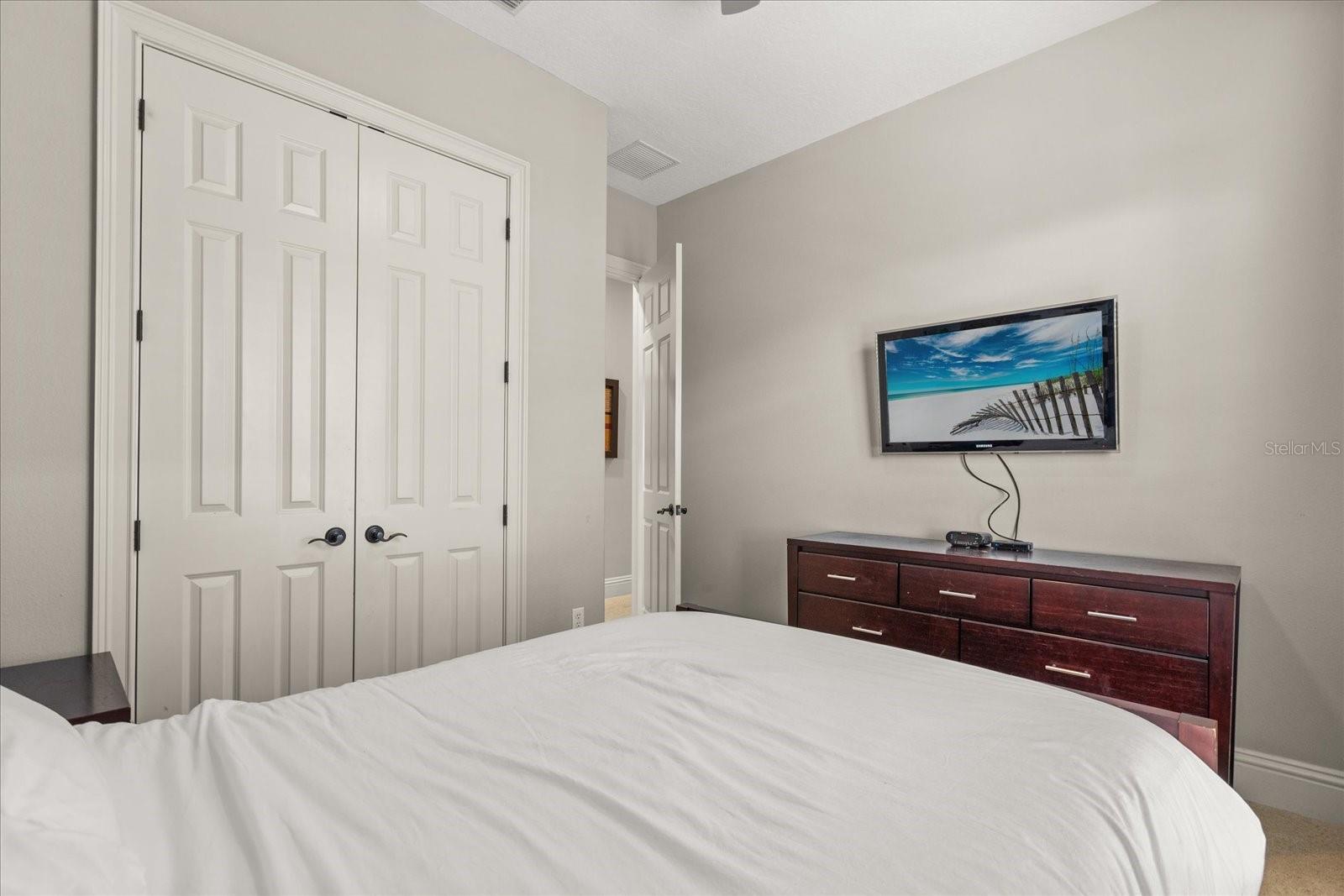 Image 36 of 49 For 781 Golden Bear Drive
