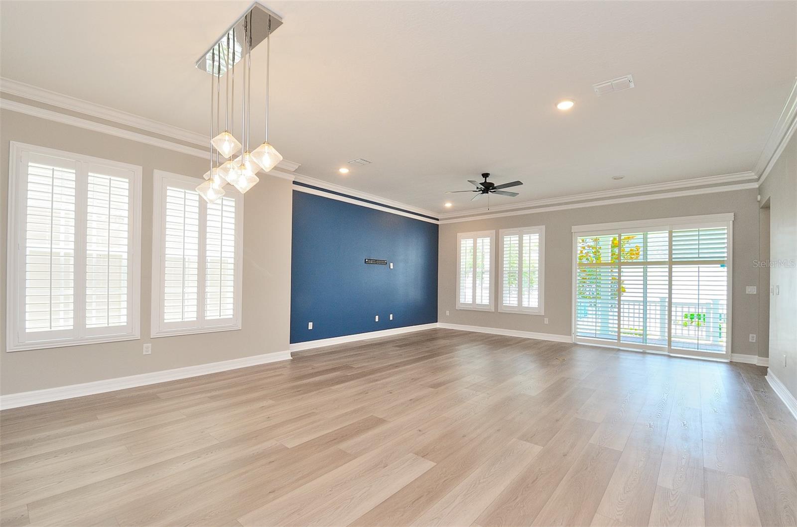 Image 22 of 51 For 1862 Beach Ridge Road