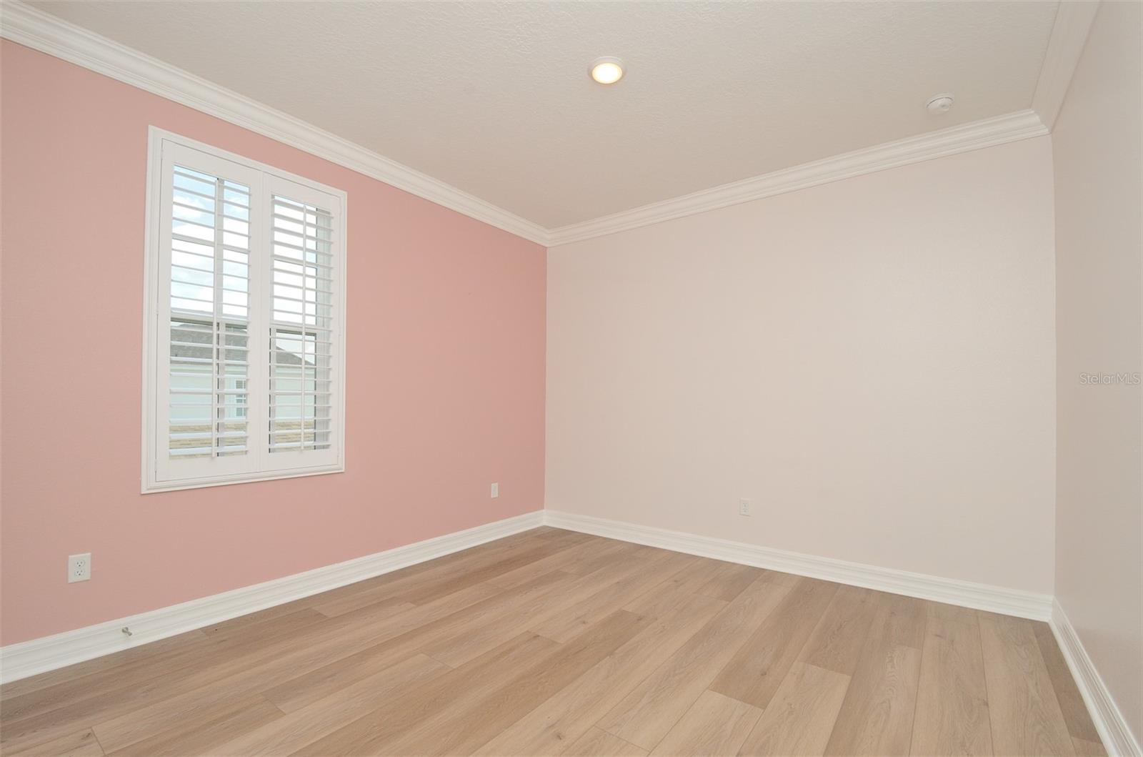 Image 40 of 51 For 1862 Beach Ridge Road