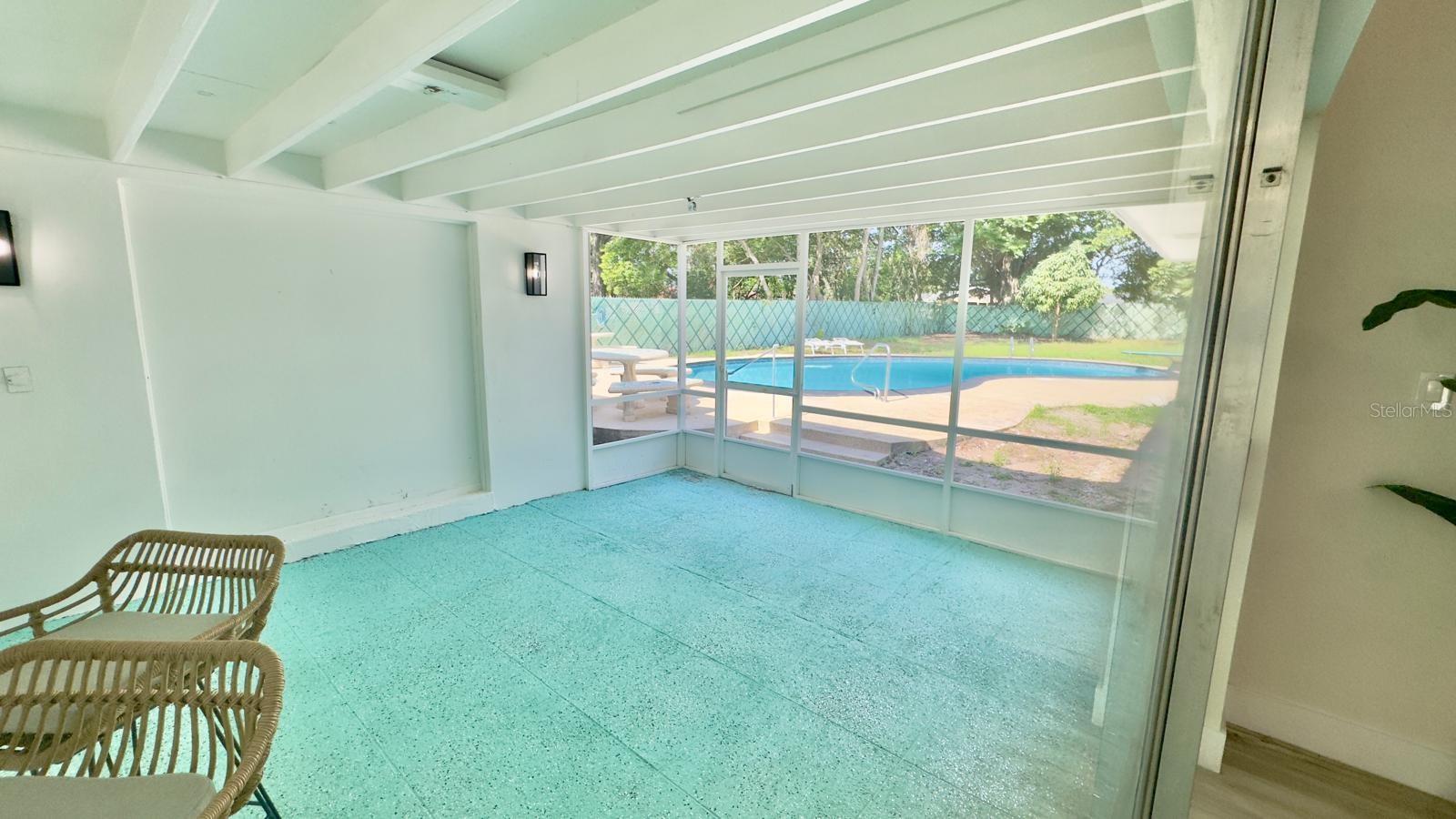 Image 22 of 32 For 2074 Dunsford Drive
