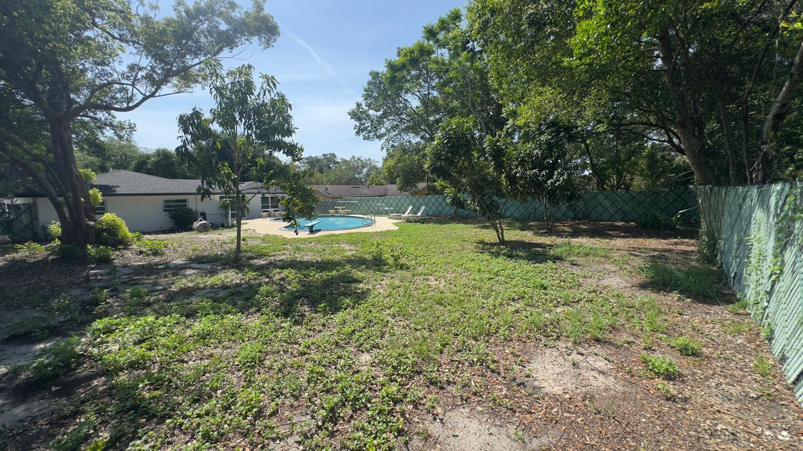 Image 28 of 32 For 2074 Dunsford Drive
