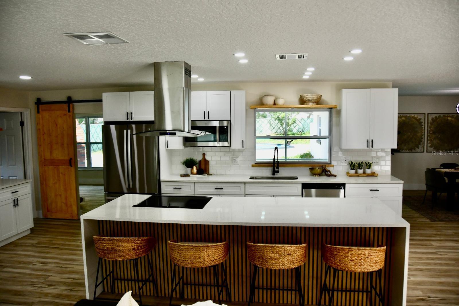 Image 4 of 32 For 2074 Dunsford Drive