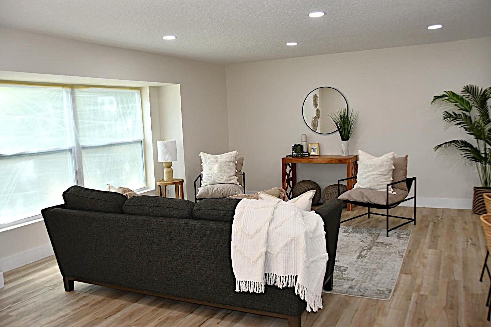 Image 6 of 32 For 2074 Dunsford Drive