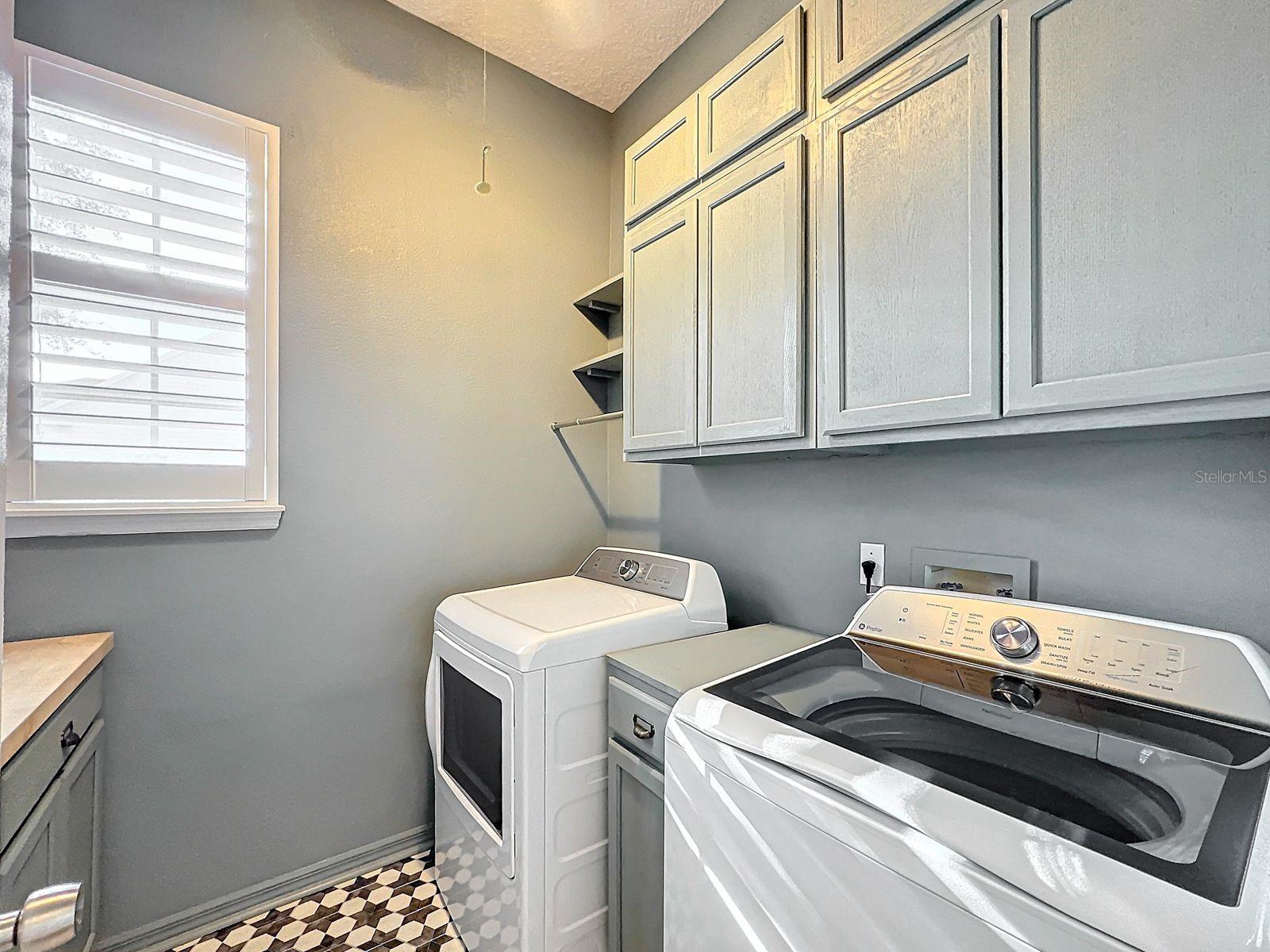 Image 12 of 32 For 307 Norfolk Street