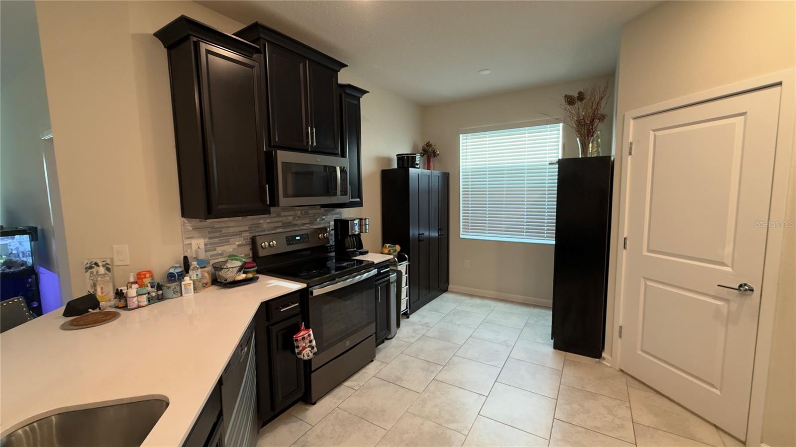 Image 10 of 44 For 5321 Amersham Lane