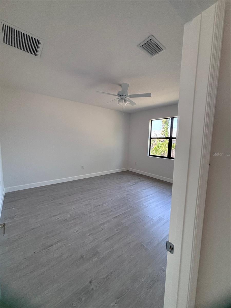 Image 37 of 55 For 1047 Whitehurst Road Sw