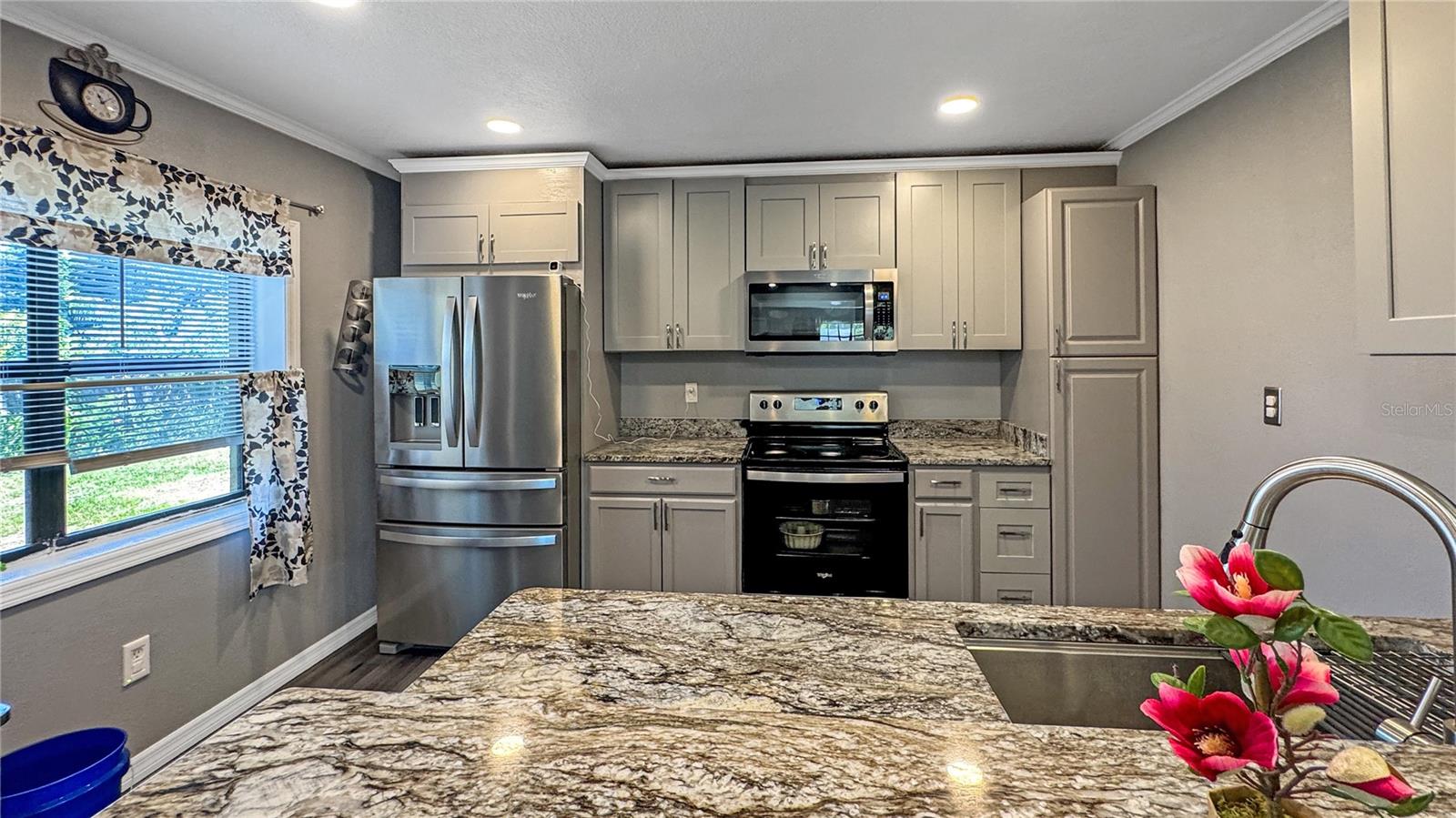Image 6 of 20 For 4218 Drexel Avenue