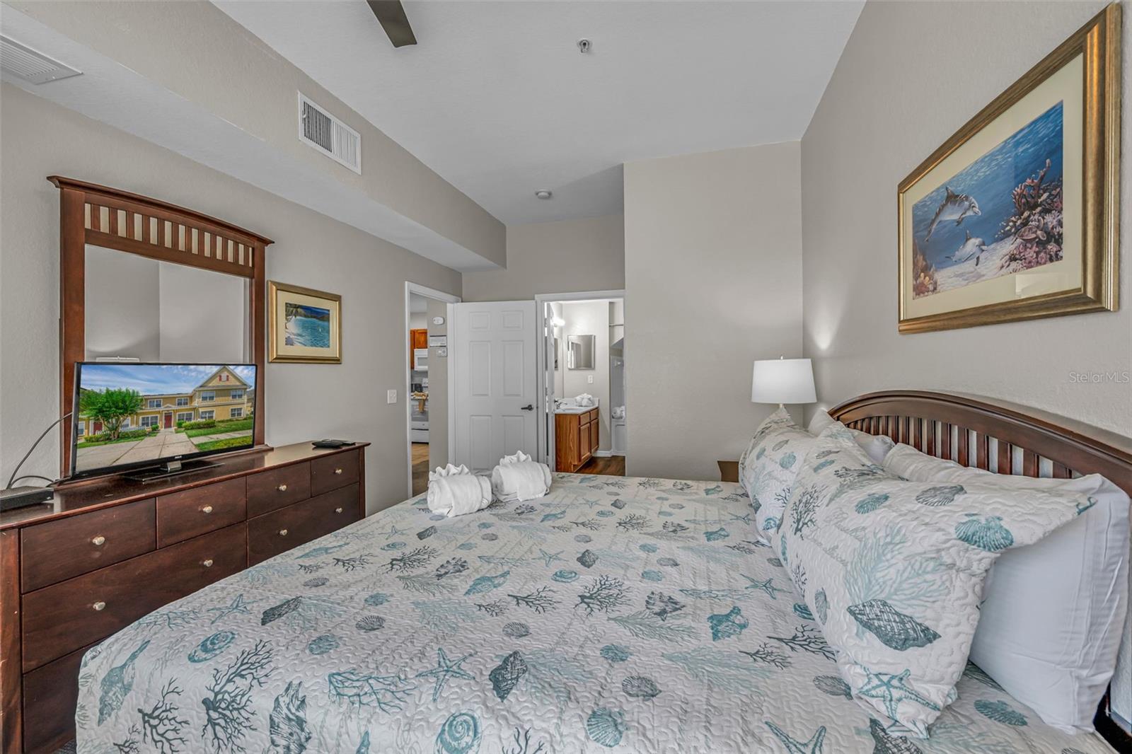 Image 13 of 53 For 2614 Lodi Circle 106