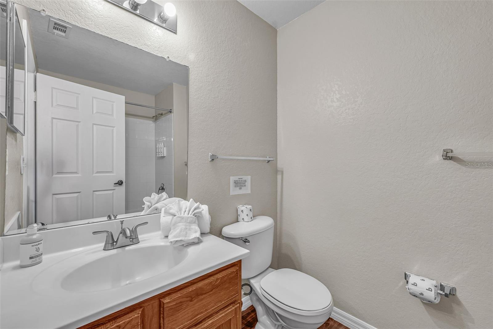 Image 22 of 53 For 2614 Lodi Circle 106
