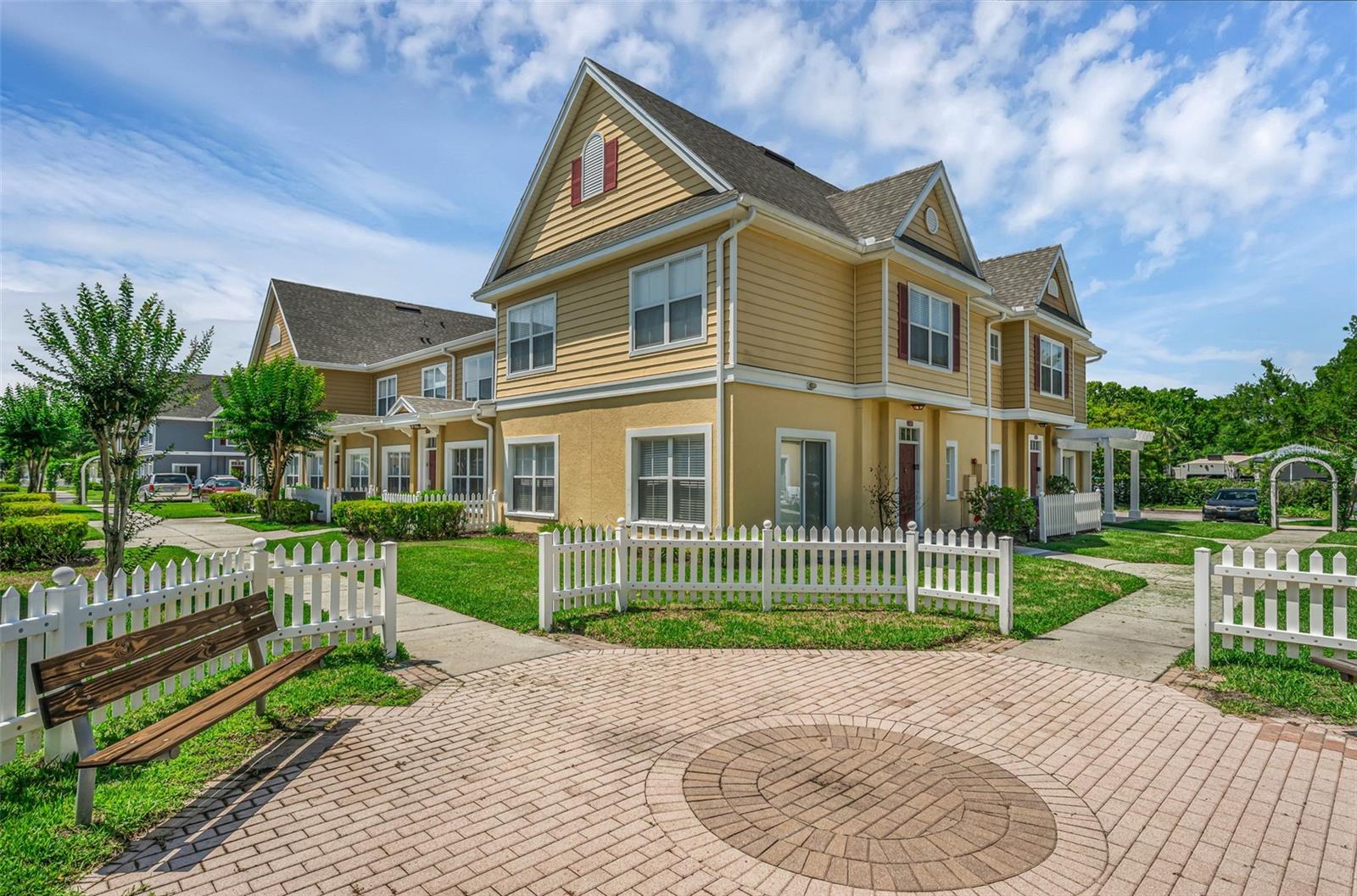 Image 25 of 53 For 2614 Lodi Circle 106