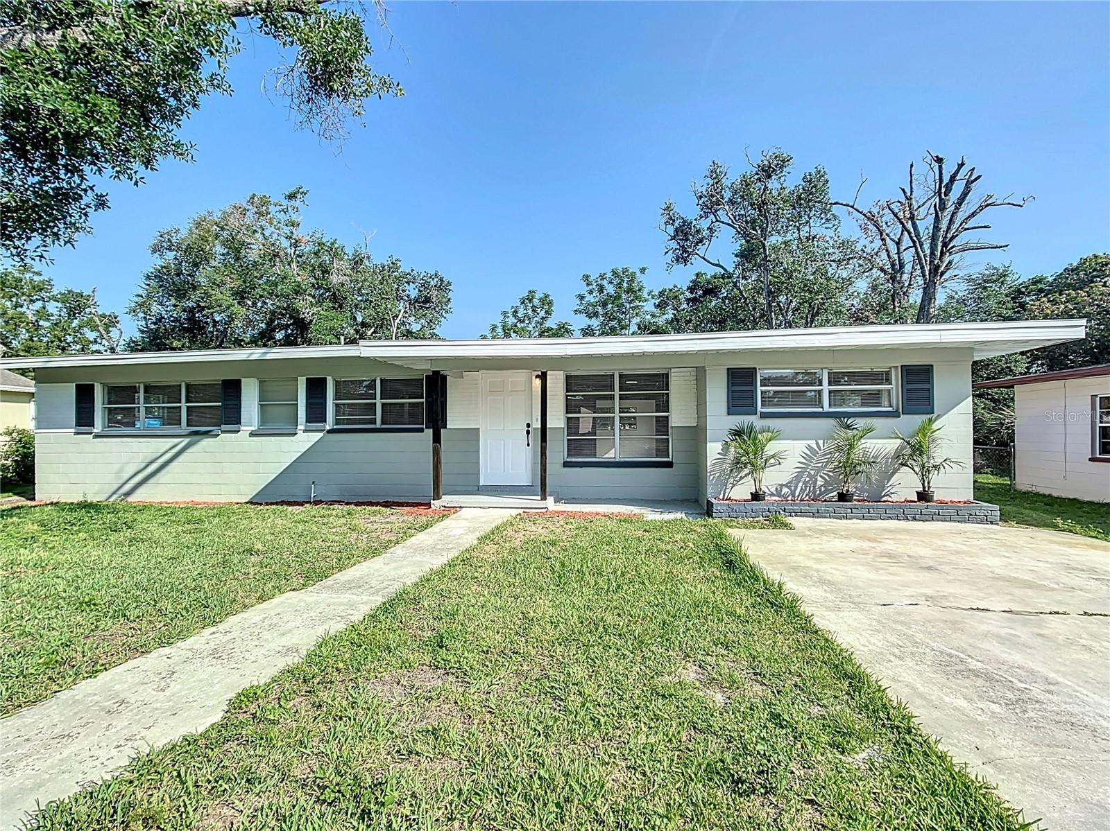 Details for 220 Hillside Drive, LAKELAND, FL 33803