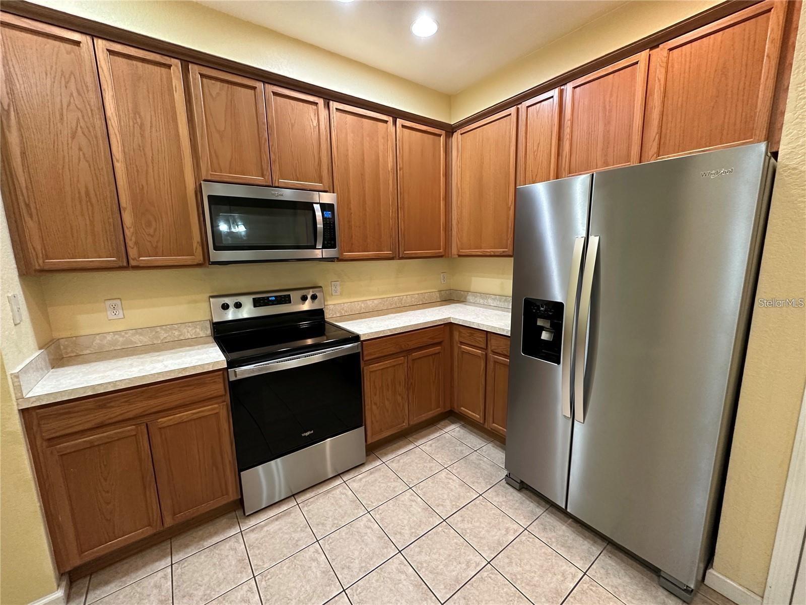 Image 5 of 23 For 3351 Whitestone Circle 205