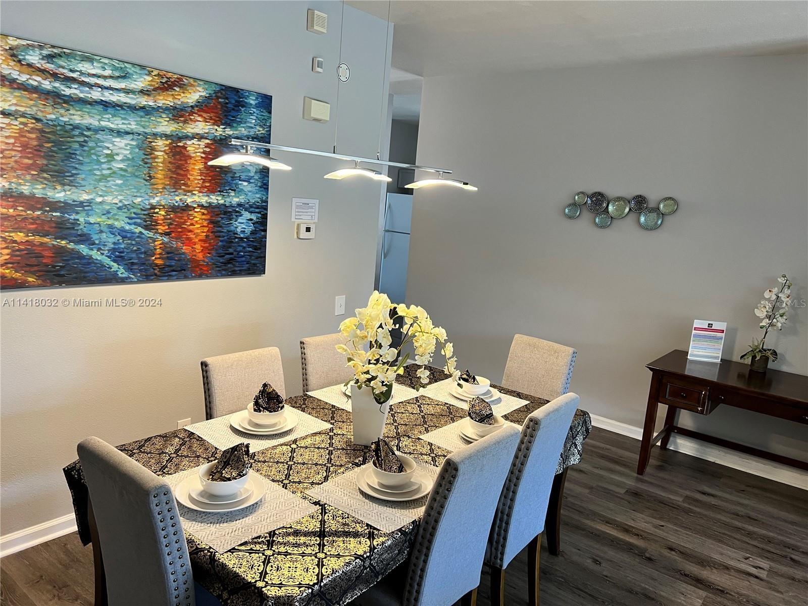 Image 6 of 44 For 8121 Fan Palm Way