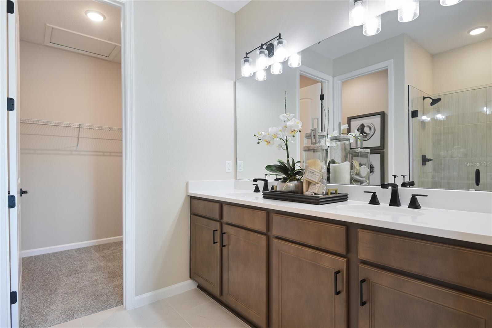 Image 16 of 24 For 3723 Malad Way