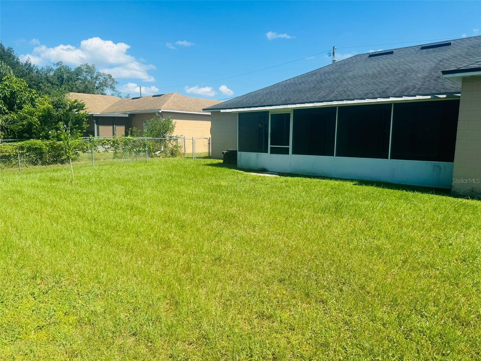 Image 5 of 27 For 236 Rontunda Drive