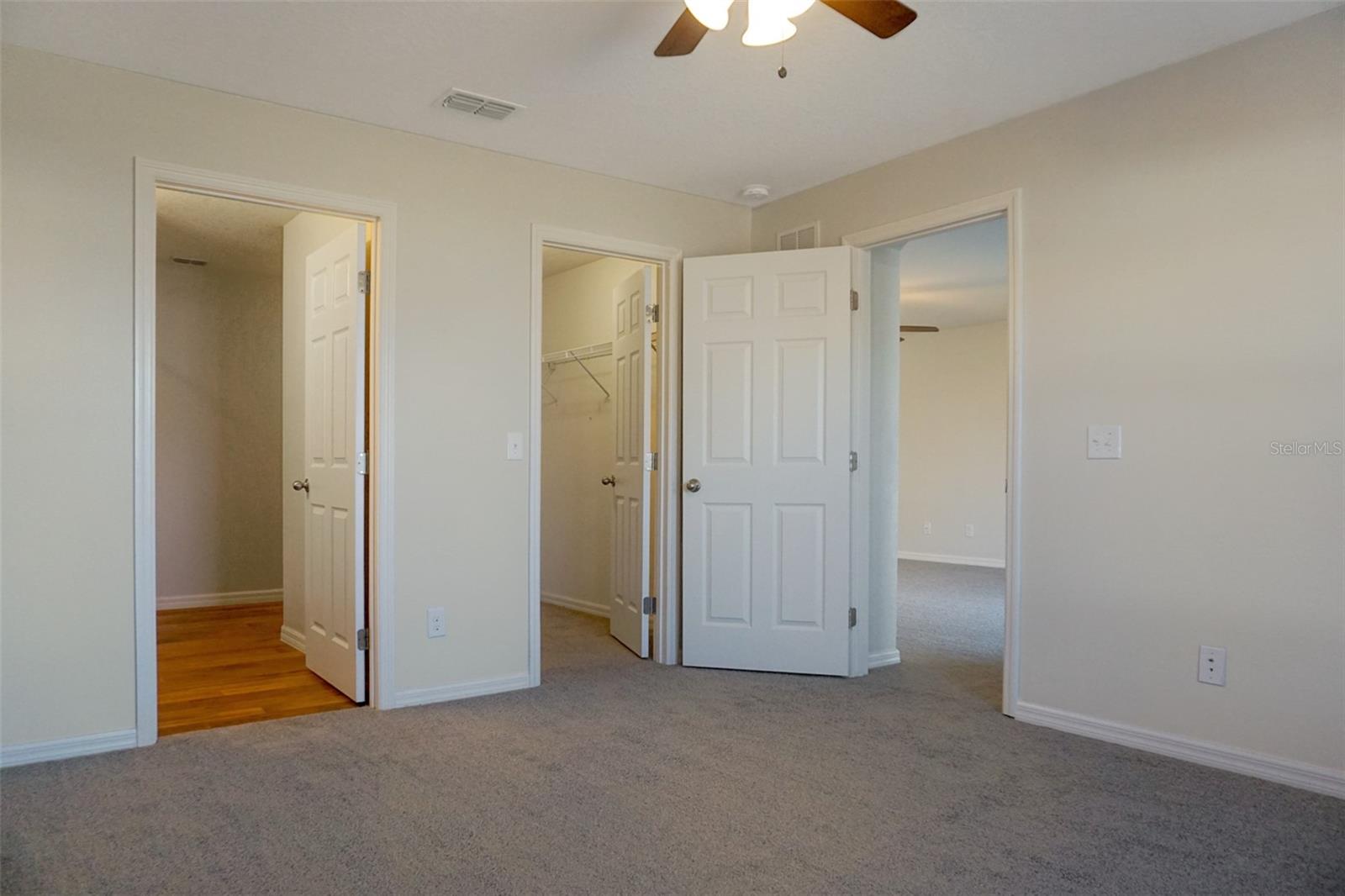 Image 16 of 24 For 960 Woodlark Drive