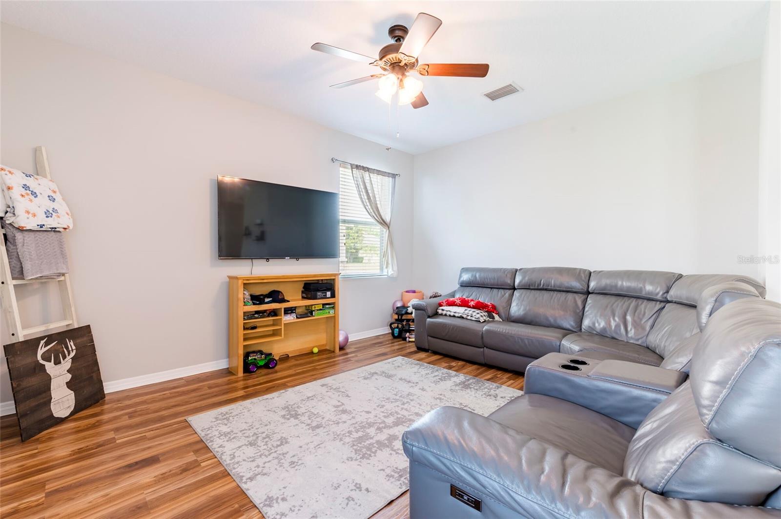 Image 19 of 46 For 2746 Walden Woods Drive