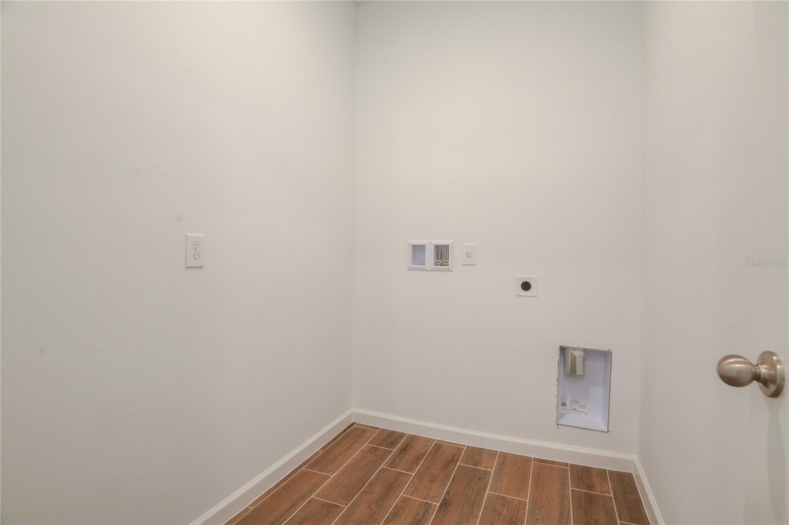 Image 15 of 23 For 231 Bull Frog Lane