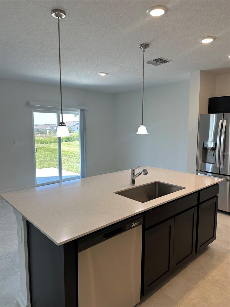 Image 6 of 32 For 1053 Waterfall Boulevard