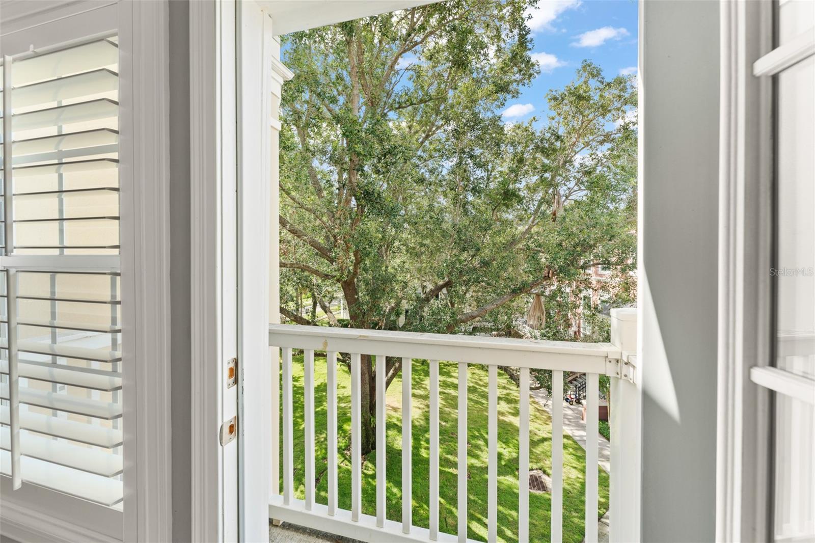 Image 7 of 43 For 438 Water Street 438