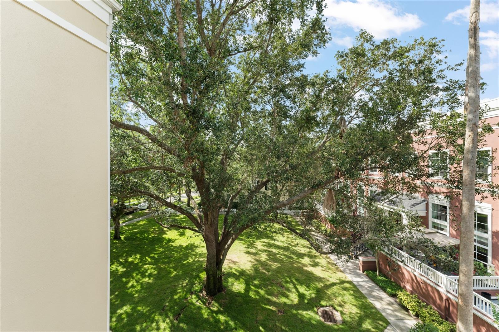 Image 9 of 43 For 438 Water Street 438