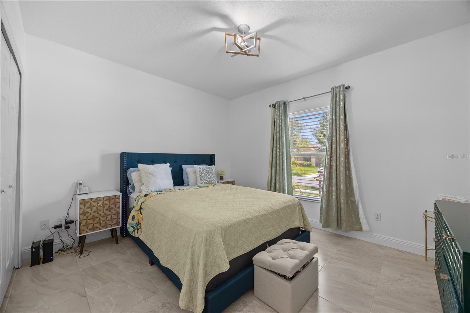 Image 11 of 17 For 2715 Barclay Lane