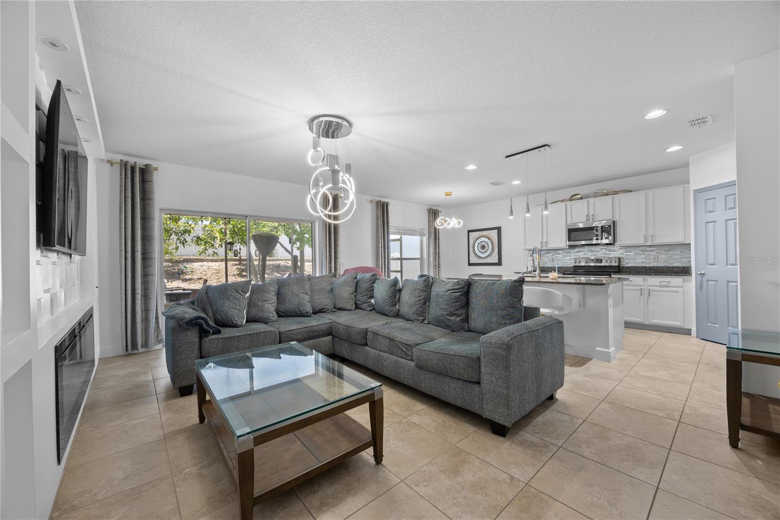 Image 3 of 17 For 2715 Barclay Lane