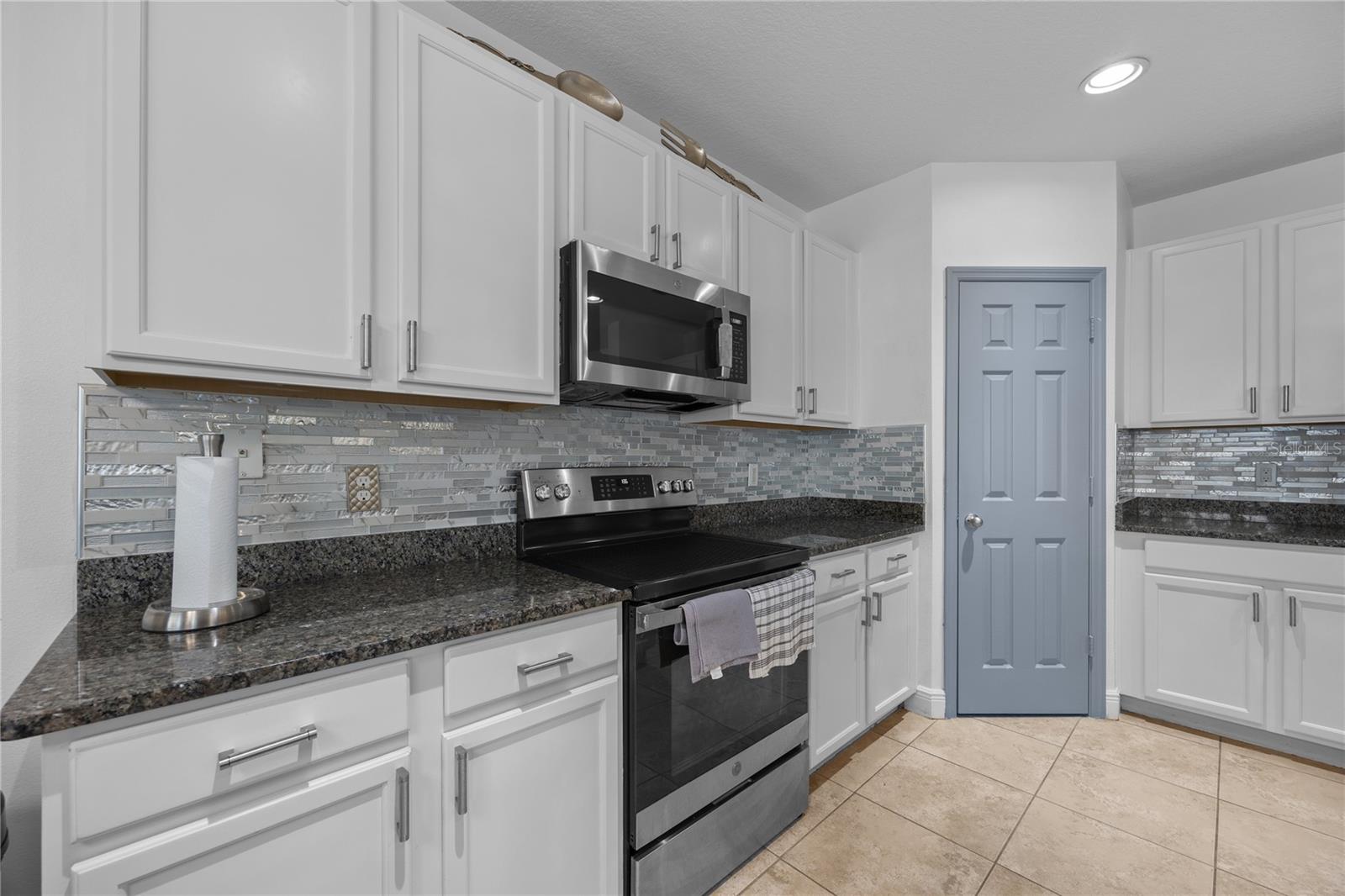 Image 6 of 17 For 2715 Barclay Lane