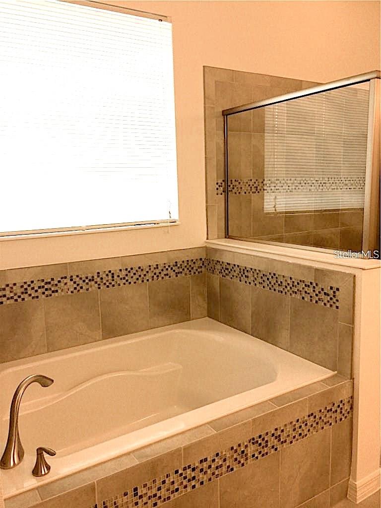 Image 13 of 24 For 8607 Crescendo Ave