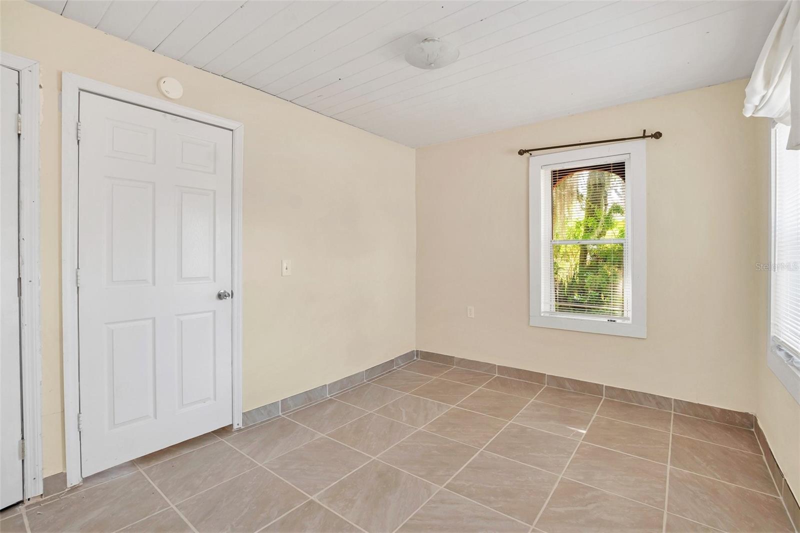 Image 13 of 15 For 136 Orange Avenue