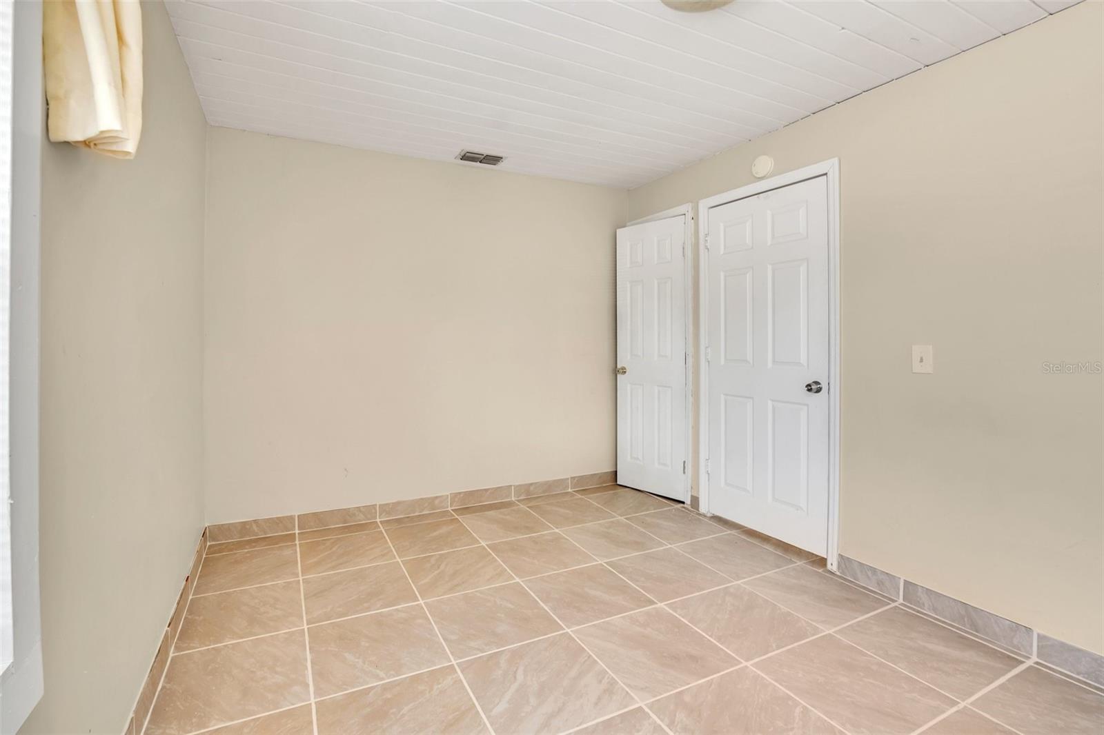 Image 14 of 15 For 136 Orange Avenue