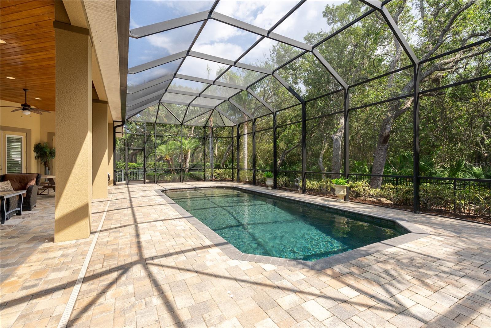Image 33 of 43 For 7 Spanish Moss Court