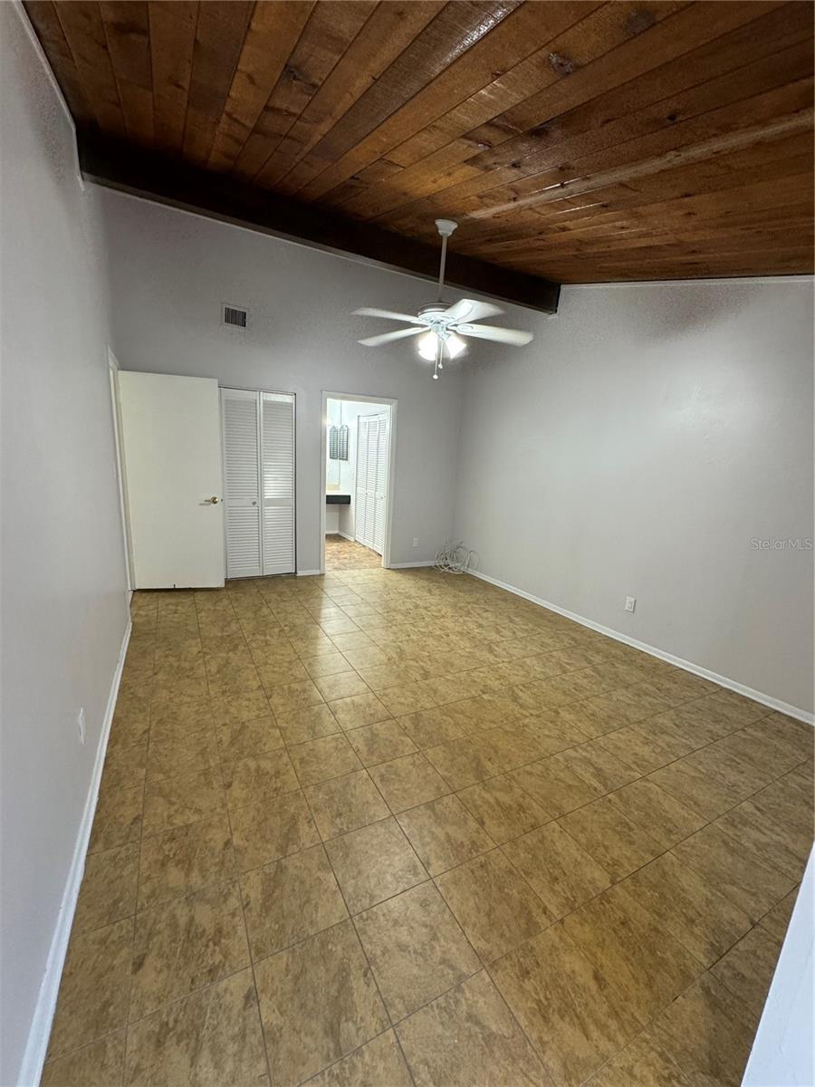 Image 16 of 18 For 200 Maitland Avenue 80