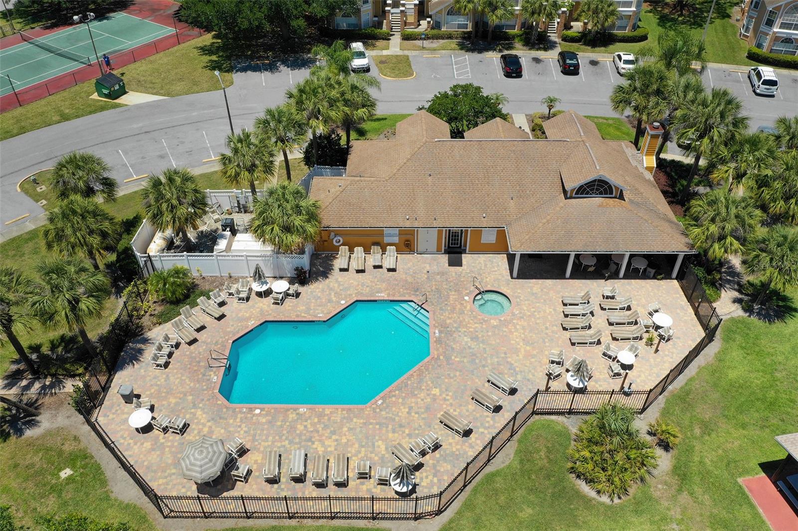 Image 26 of 27 For 2438 Sweetwater Club Circle 50
