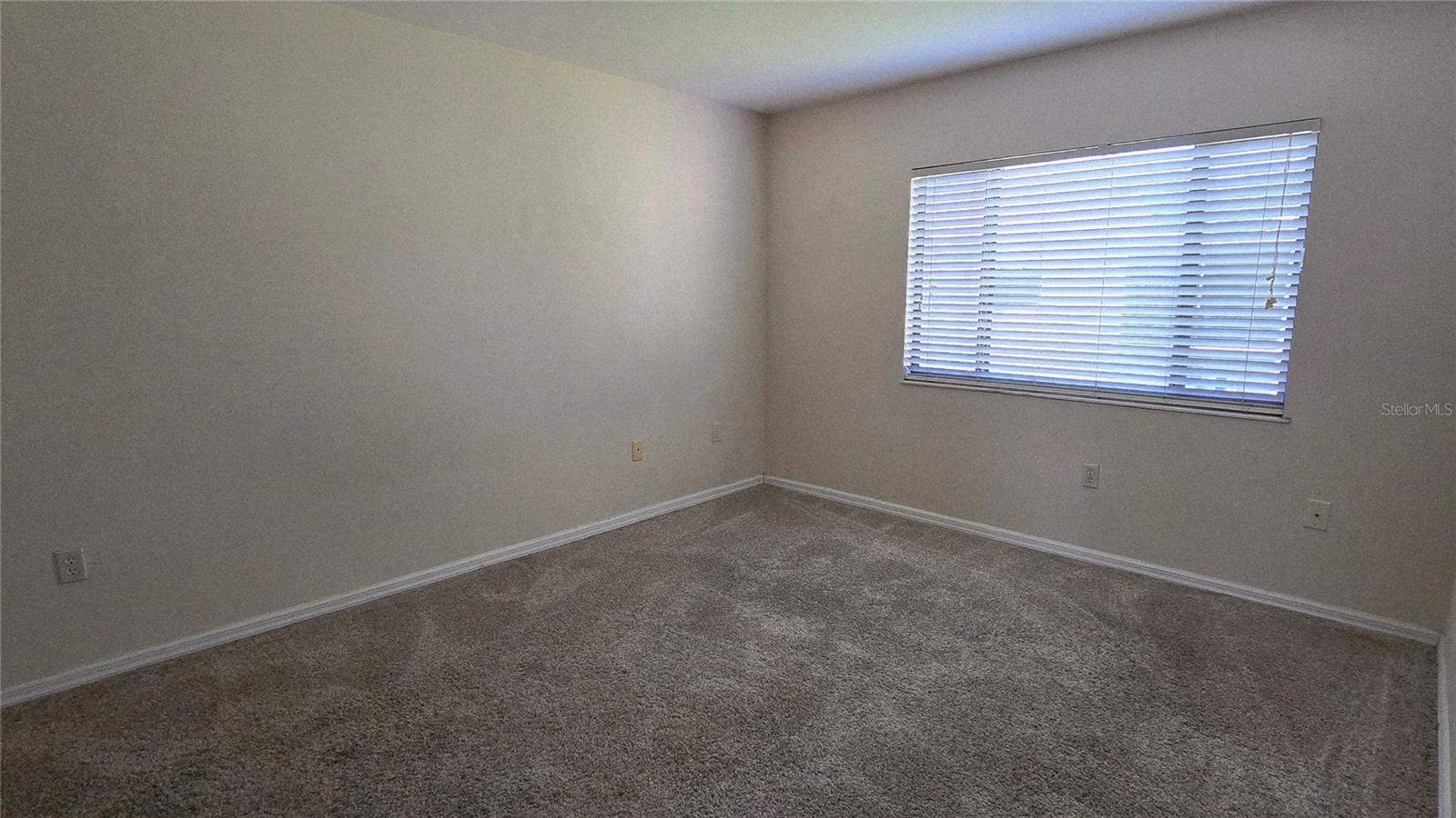 Image 11 of 16 For 3272 Semoran Boulevard 25