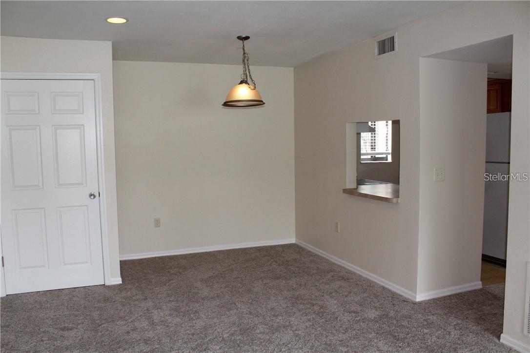 Image 3 of 16 For 3272 Semoran Boulevard 25