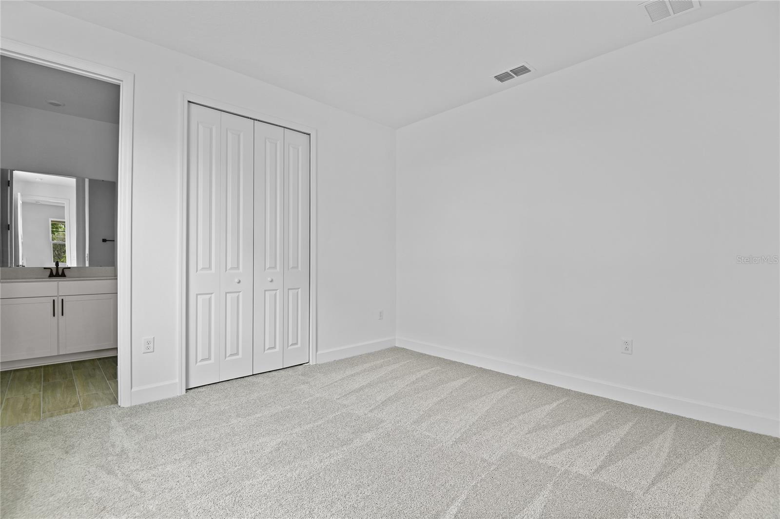 Image 10 of 23 For 1035 Cloud Ridge Court