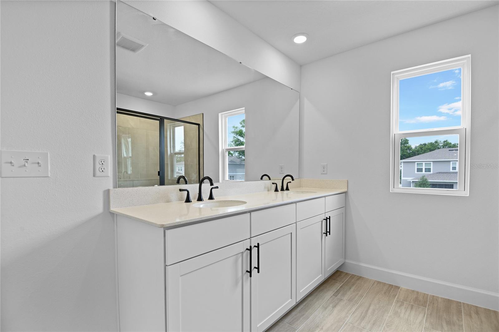Image 14 of 23 For 1035 Cloud Ridge Court