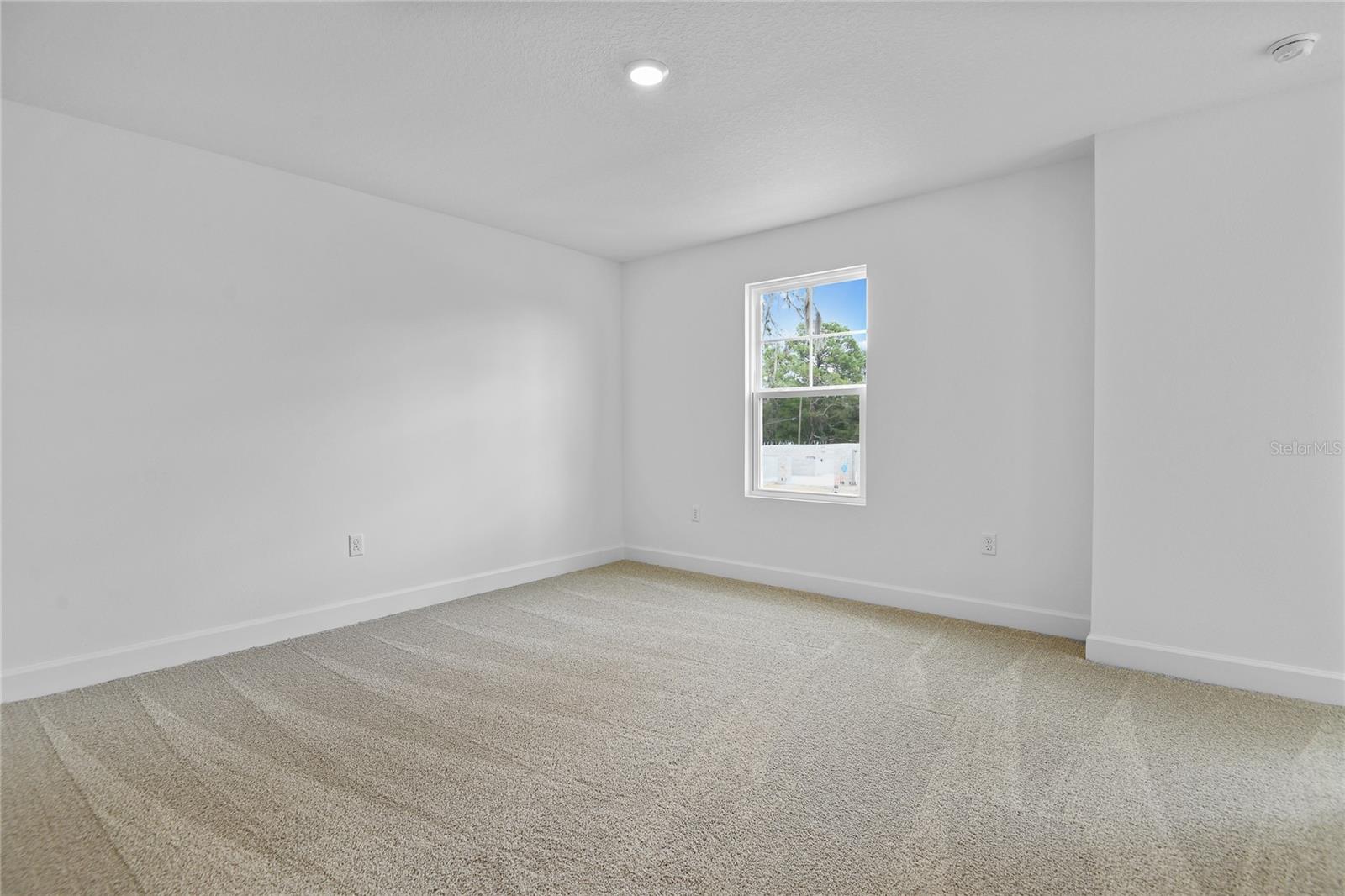 Image 18 of 23 For 1035 Cloud Ridge Court
