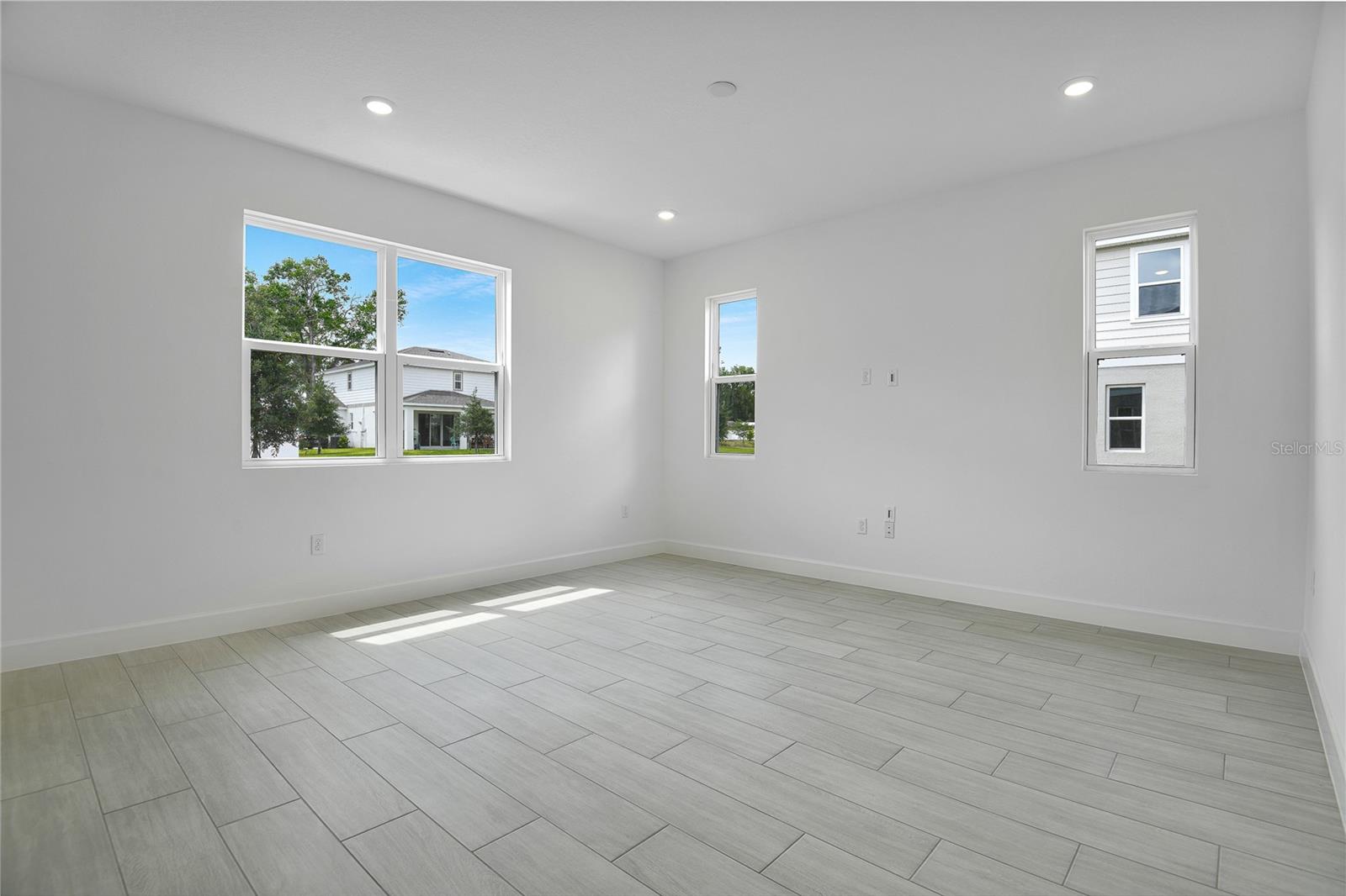 Image 8 of 24 For 1051 Cloud Ridge Court