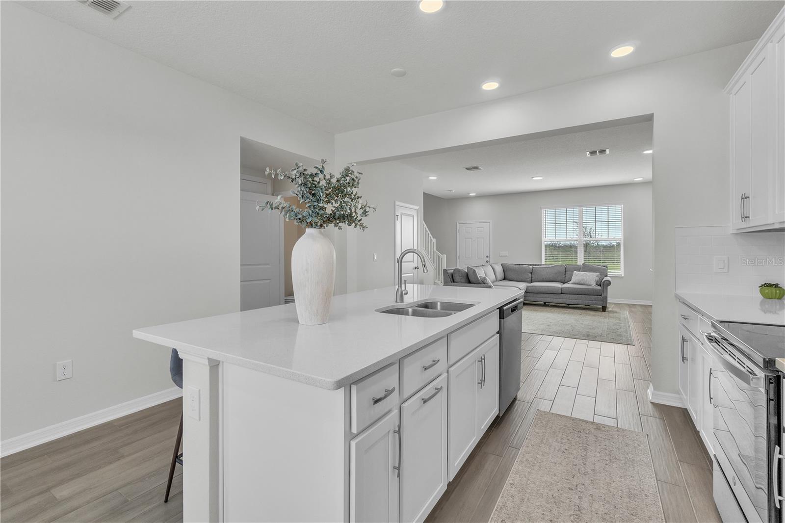 Image 10 of 46 For 12190 Plumpton Drive