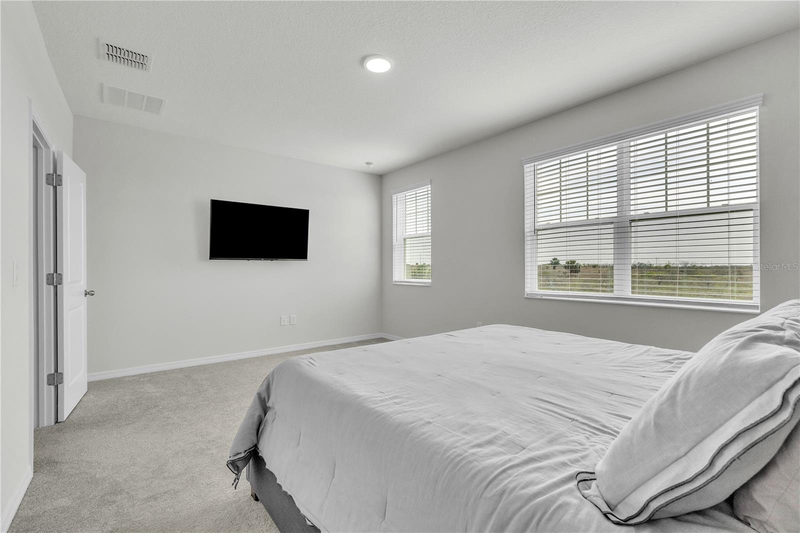 Image 15 of 46 For 12190 Plumpton Drive