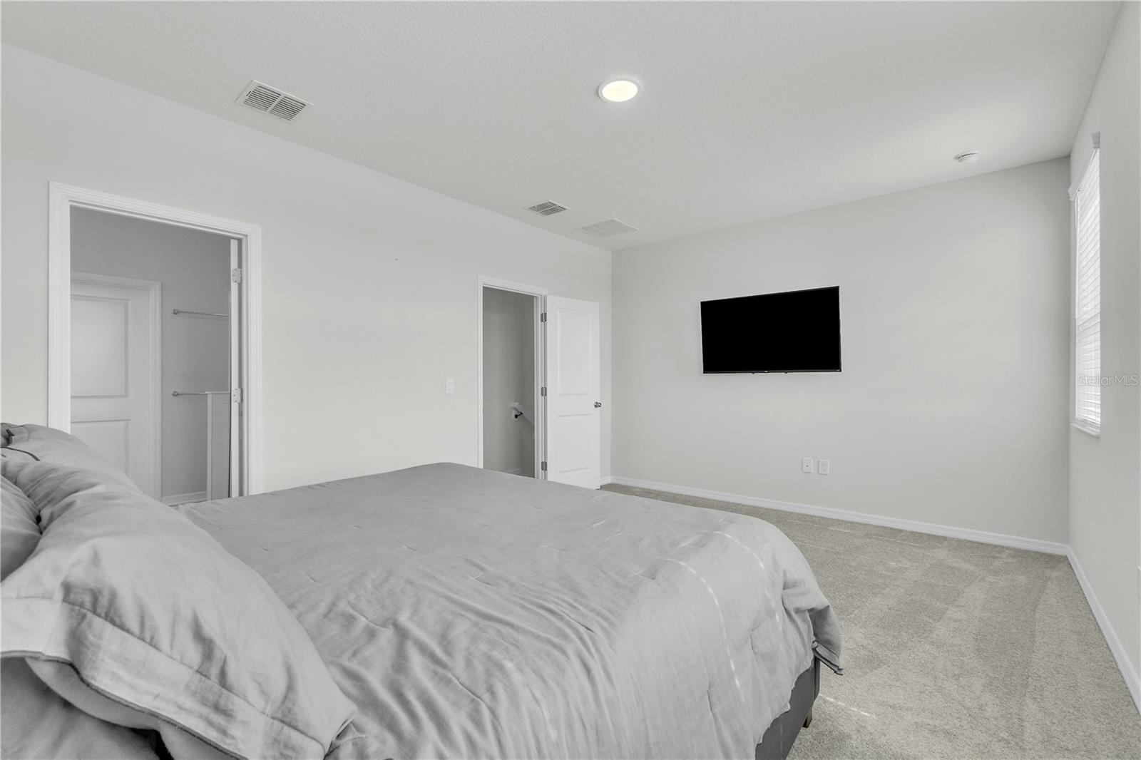 Image 17 of 46 For 12190 Plumpton Drive