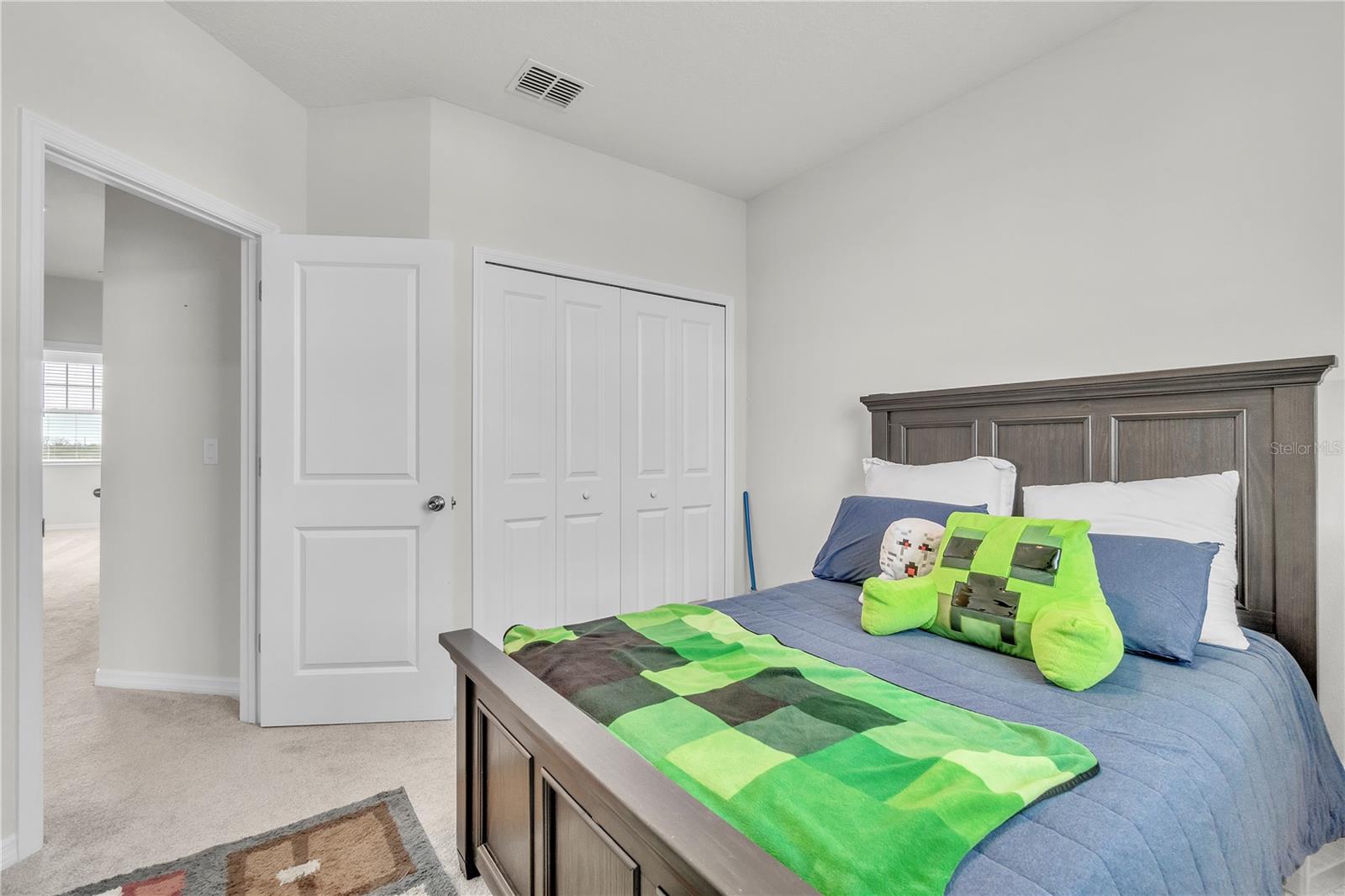 Image 21 of 46 For 12190 Plumpton Drive