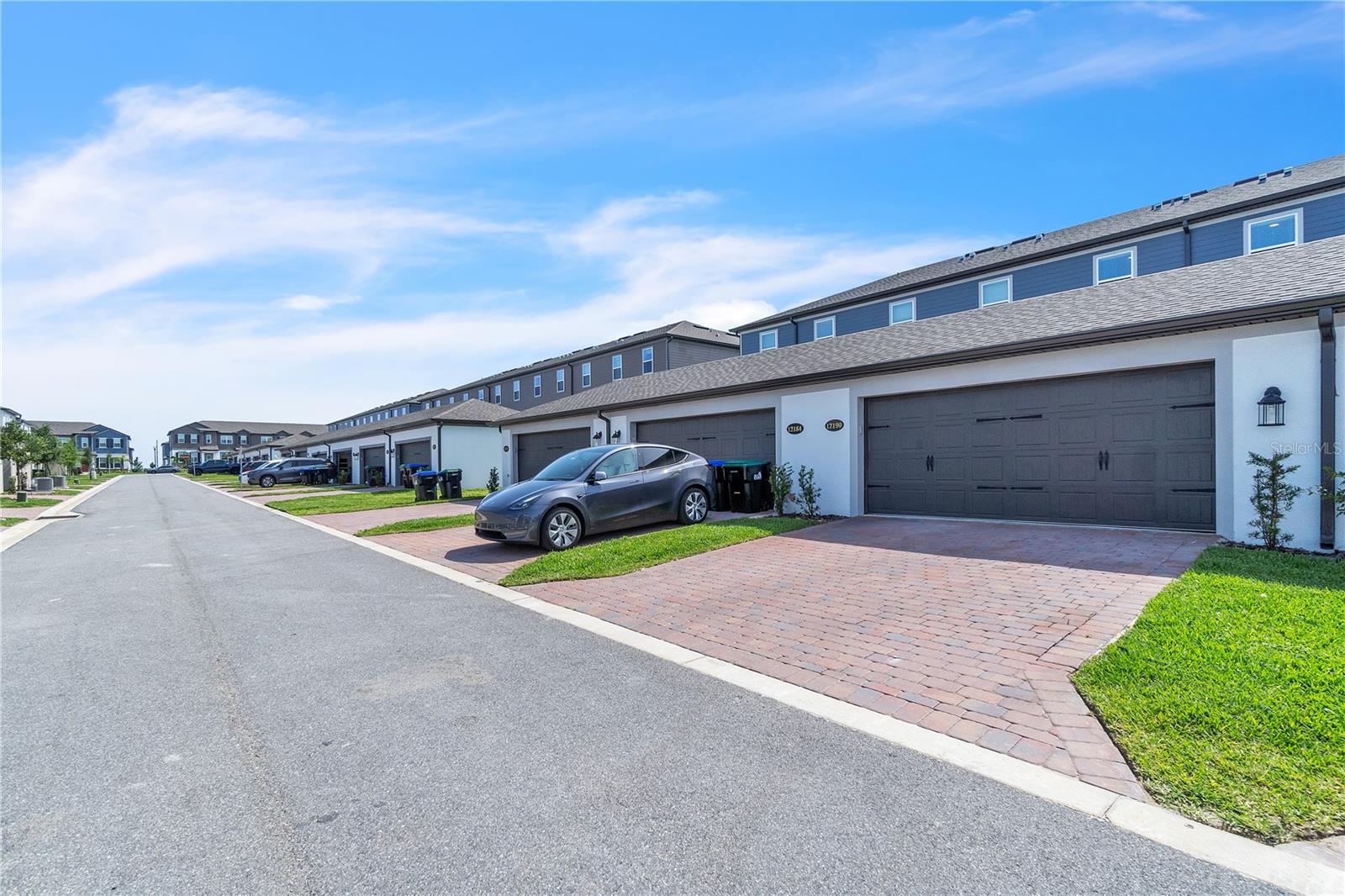 Image 32 of 46 For 12190 Plumpton Drive